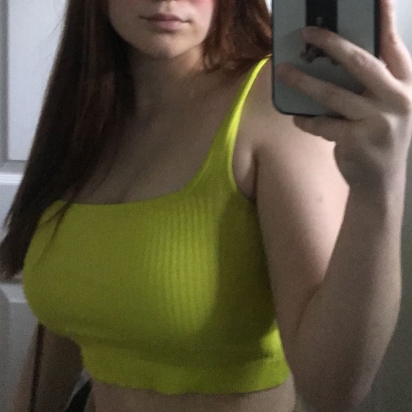 neon yellow-green tanktop - Picture 2 of 2